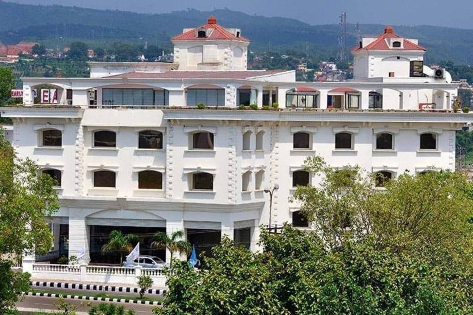 Inn Riviera Джамму Екстер'єр фото